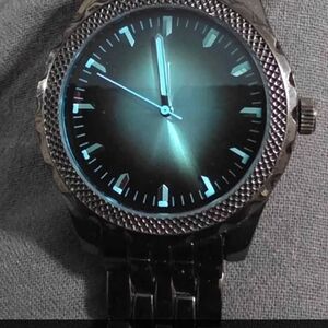 Men’s Watch – Blueish/Green dial and dark band